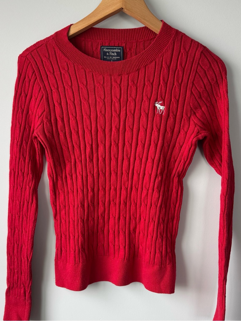 Abercrombie & Fitch Women's Bright Red Cable Crew Sweater